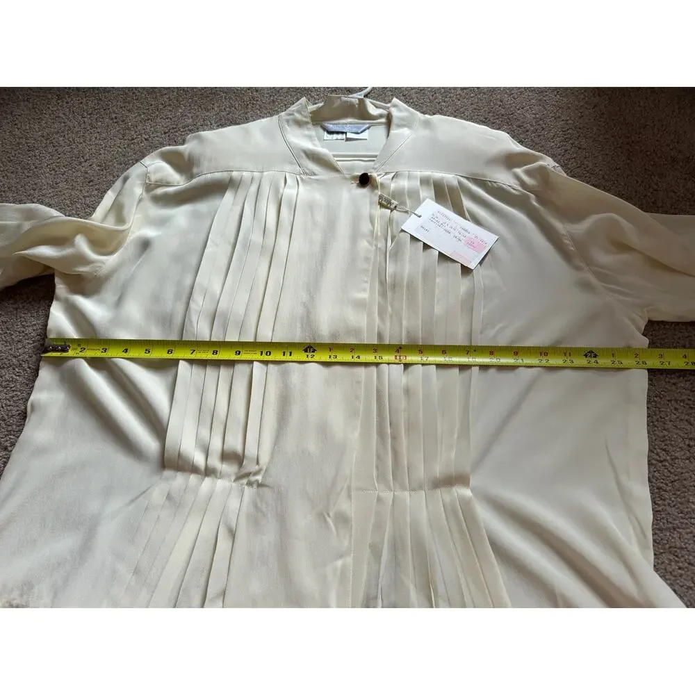Max Mara 100% Silk Blouse Ivory Pleated Top Quiet Luxury Old Money Retro Classic - Picture 5 of 9
